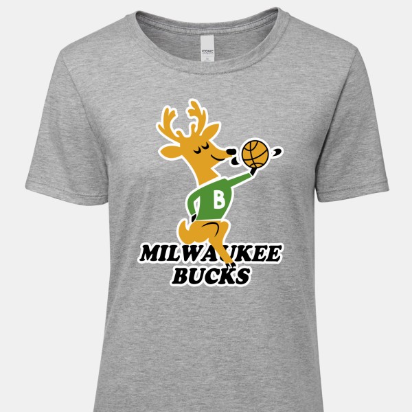 Milwaukee Bucks T-shirt, Retro Milwaukee Basketball Crewneck T-shirt,  Milwaukee 90s Logo Shirt