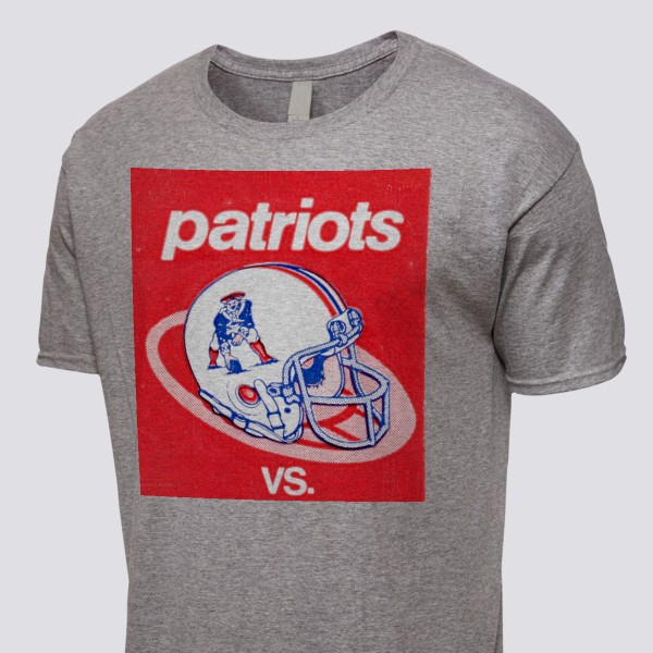 New England Patriots - Throwback Logo Tri-Blend Raglan NFL Hoodie